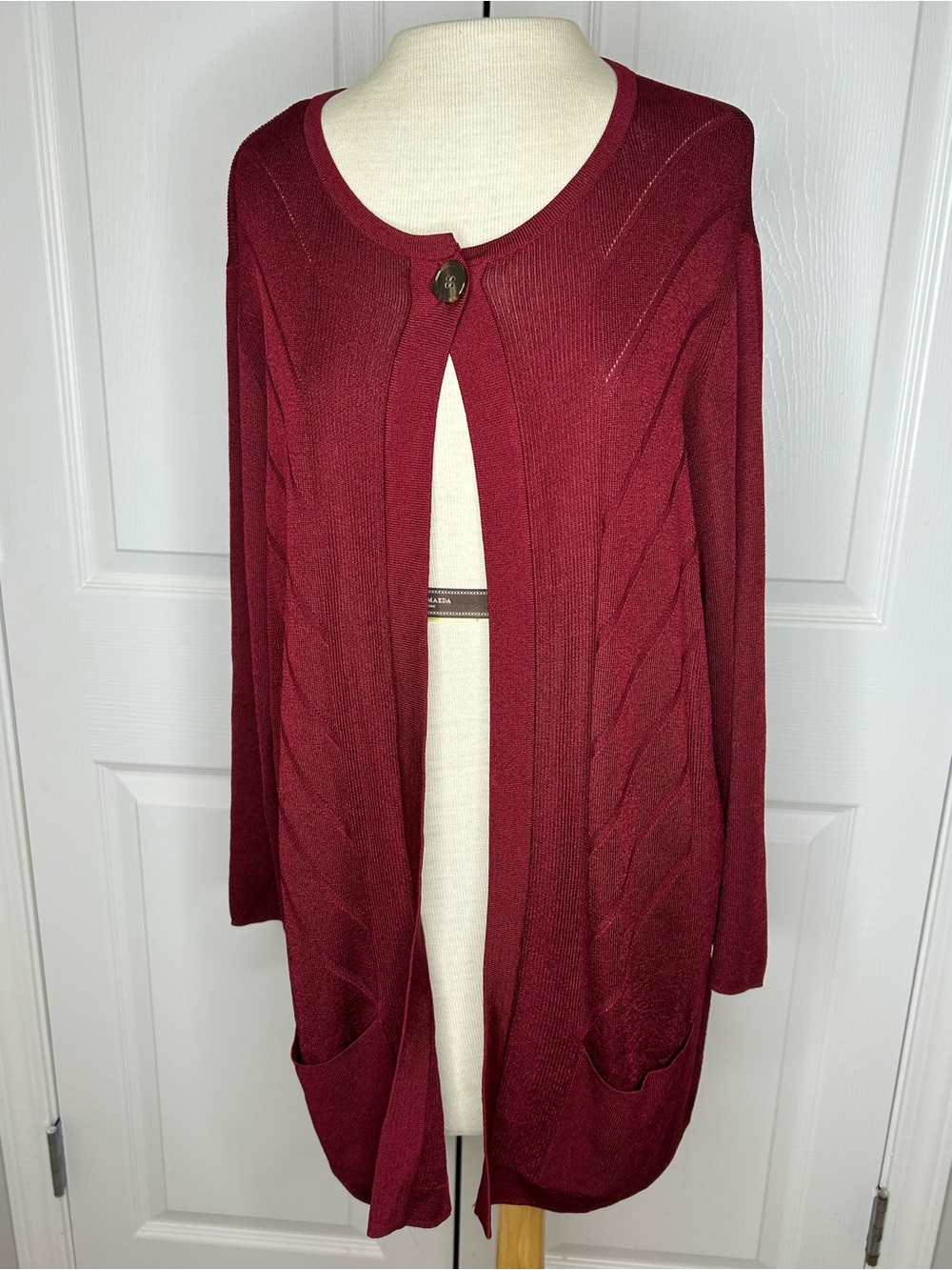 Jones New York Woman 1X Burgundy Open Front Cardigan Sweater with Pockets